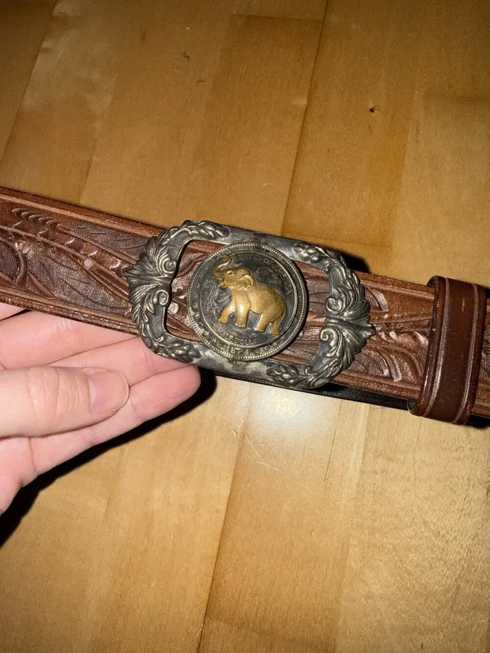 VTG Sean Whelan Embroidered Brown Leather Belt Elephant Buckle L